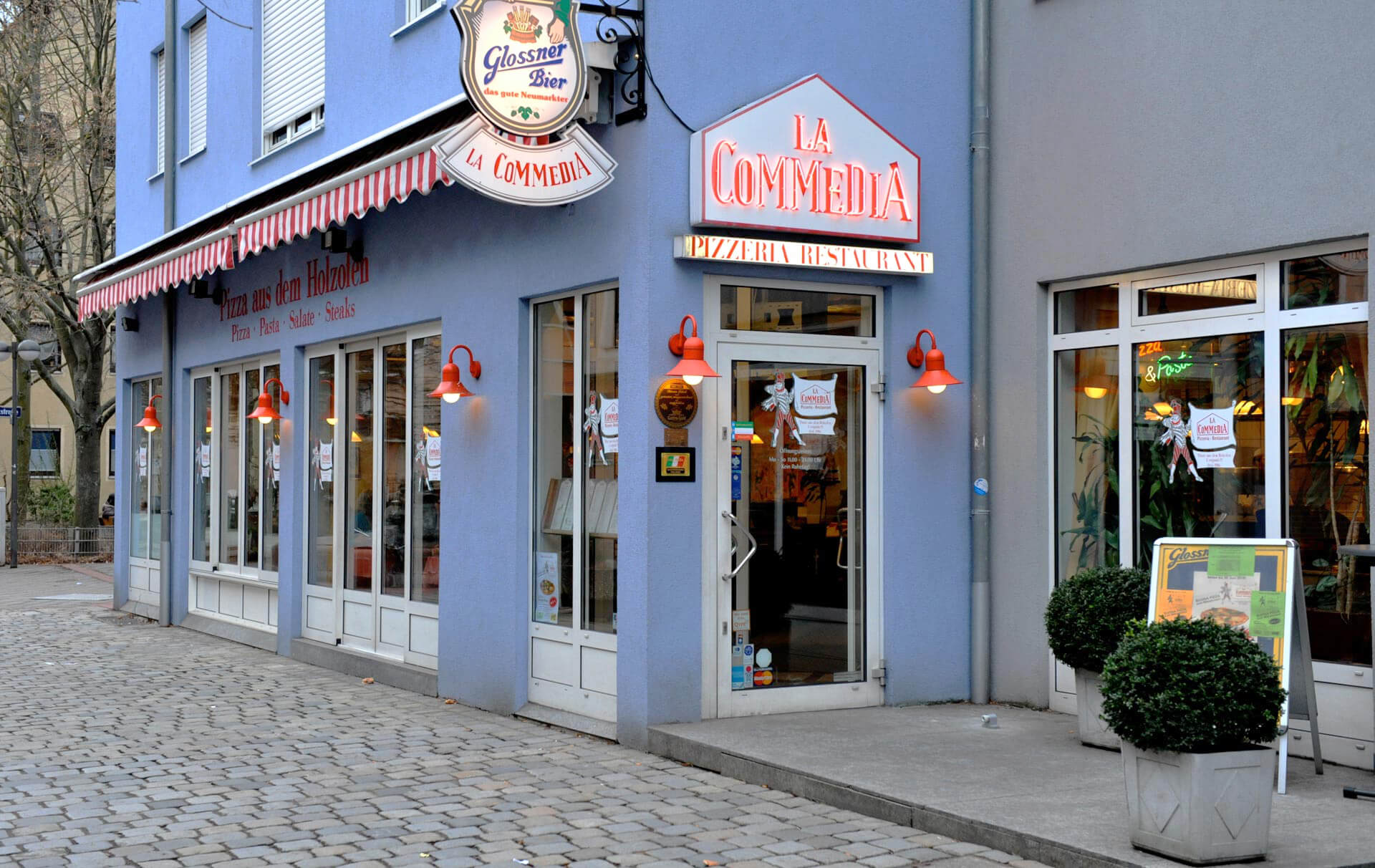 Das Restaurant La Commedia von innen